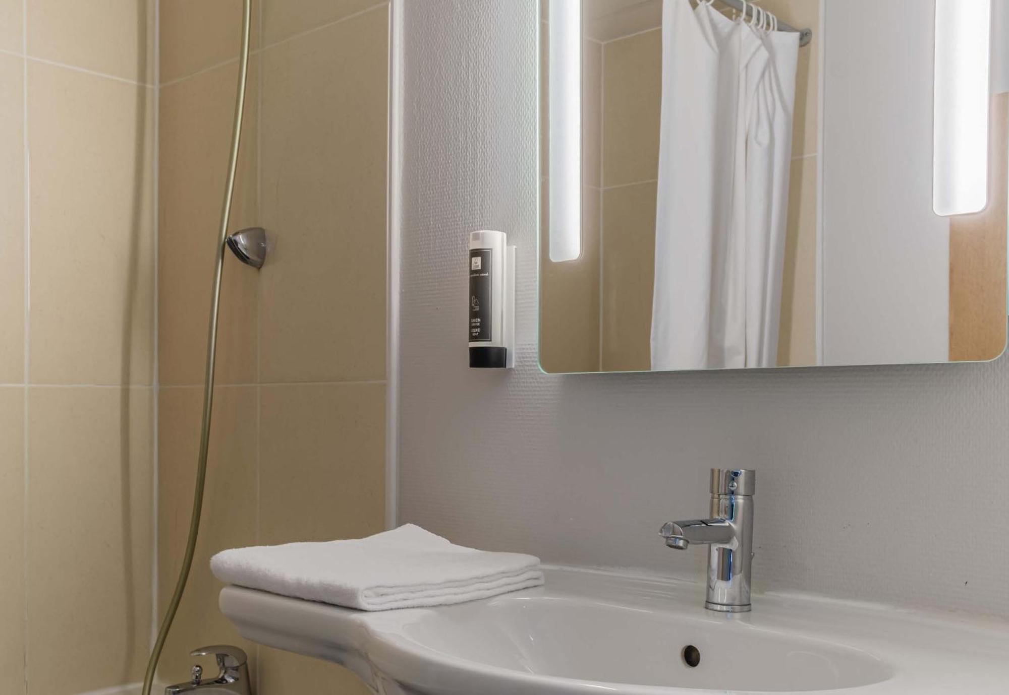 B&B Hotel Besancon Chateaufarine Dış mekan fotoğraf